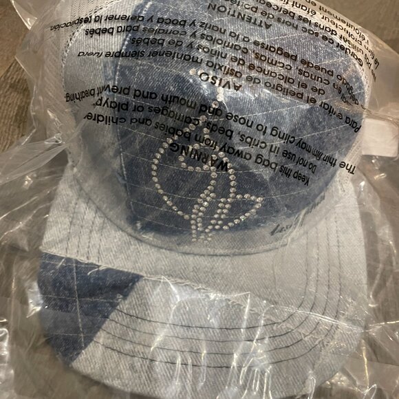 Original Baby Phat Trucker Hat. Limited Edition - Picture 4 of 7